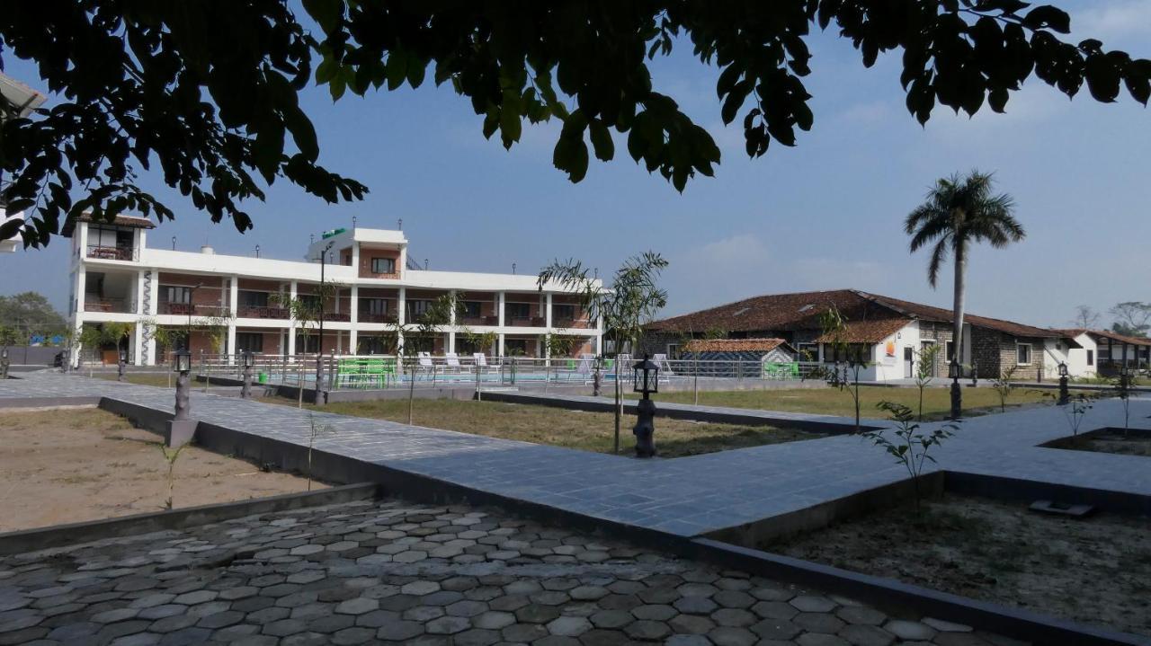 Babai Resort Pvt Ltd Bardiya Экстерьер фото